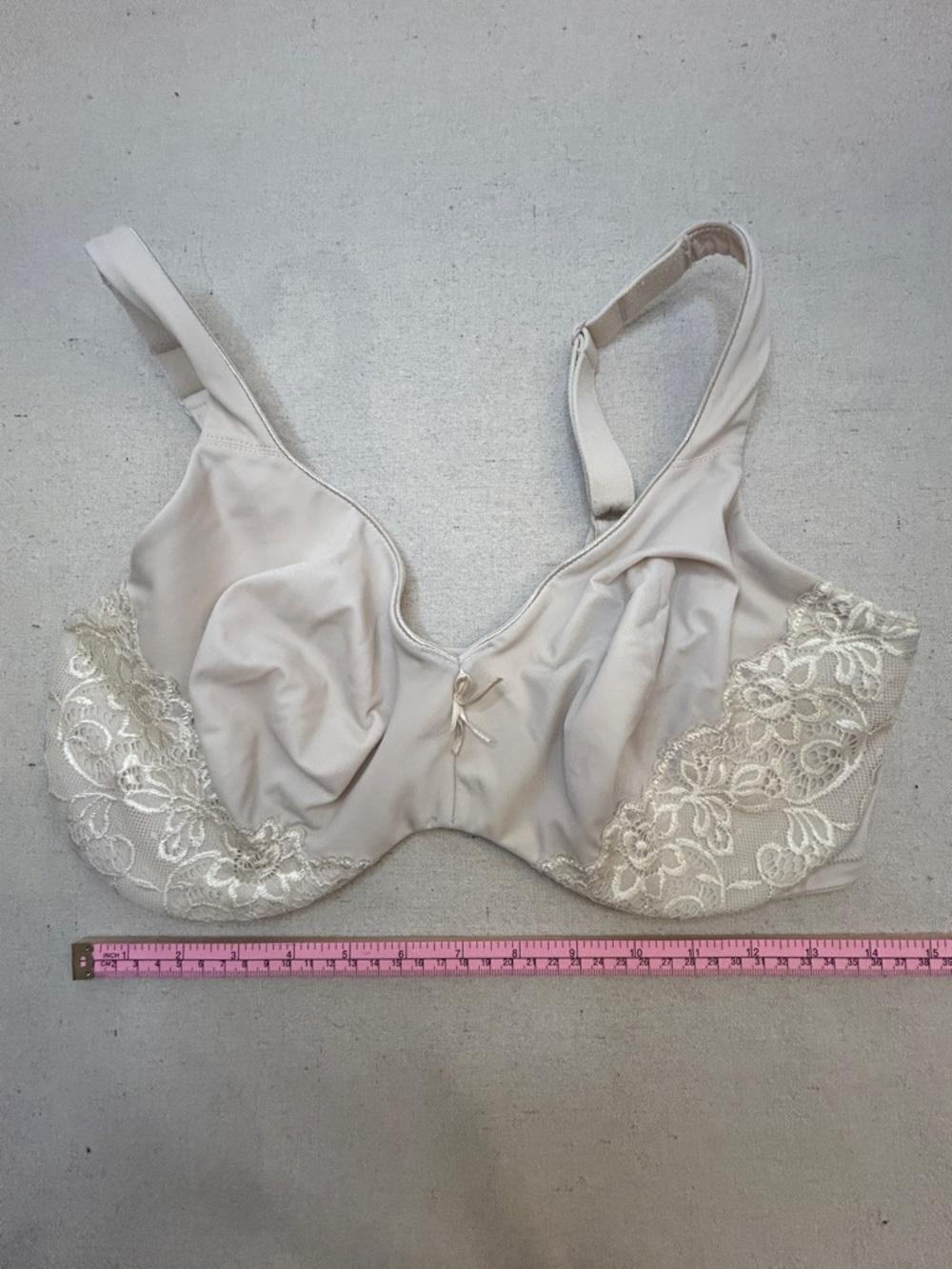 Olga Size 40DD/40E Rosewater Luxury Lift Minimizer Underwire Bra - Picture 3 of 9